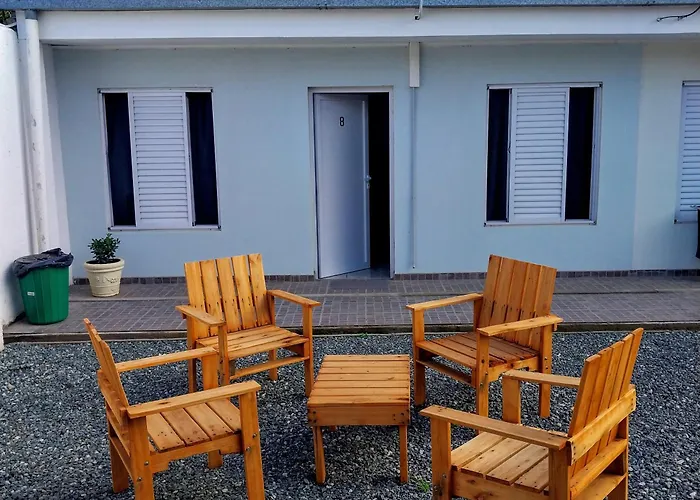 Apartpiedras-Cochera-Desayuno Seco