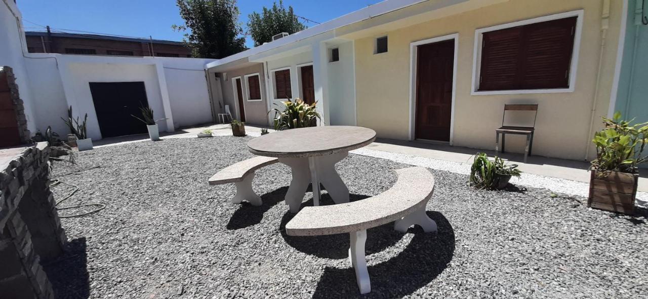 Apartpiedras-cochera-desayuno Seco Villa María