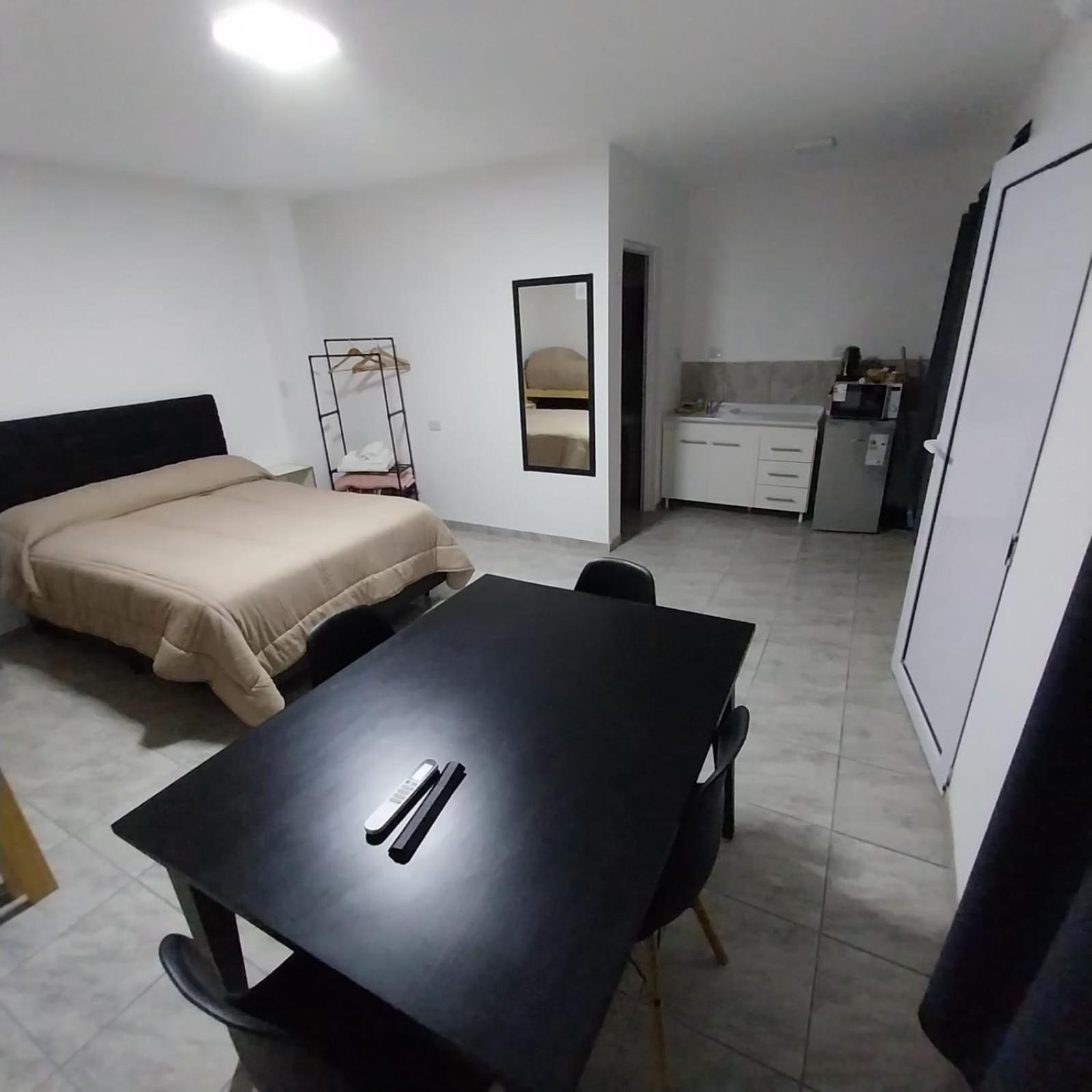 Apartamento Piedras,cochera,wifi,desayuno Seco, Precio Final Impuestos Incluidos